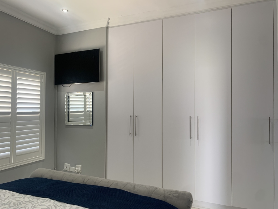 To Let 3 Bedroom Property for Rent in Big Bay Western Cape